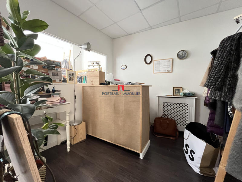 Local commercial - 38 m² - 2 pièces