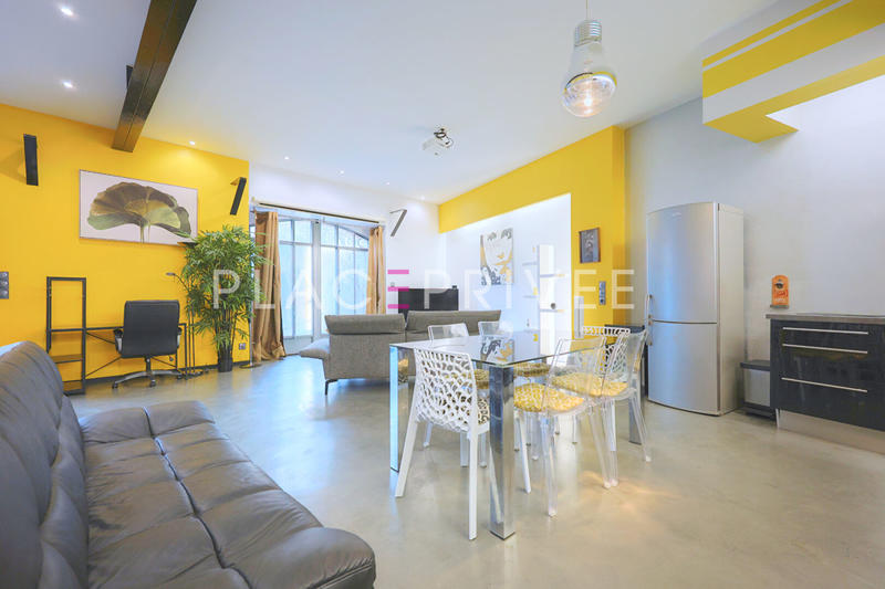 Appartement - 80 m² - 3 pièces