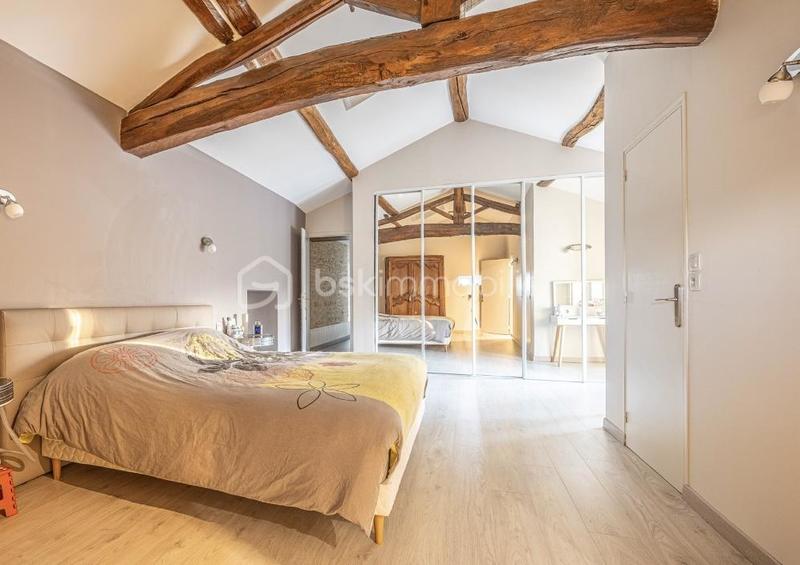 Propriété - 170 m² - 7 pièces