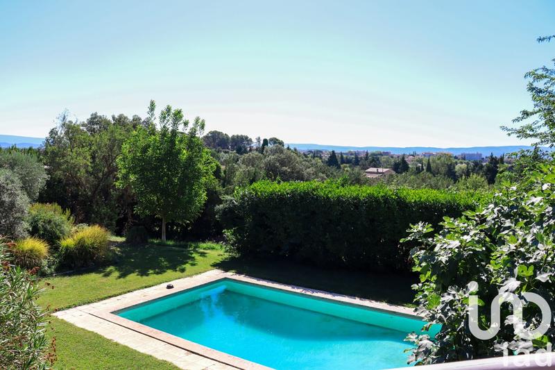 Maison de maîtres - 271 m² - 8 pièces