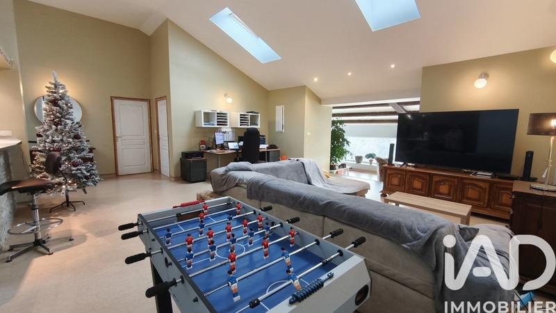 Maison de campagne - 261 m² - 7 pièces