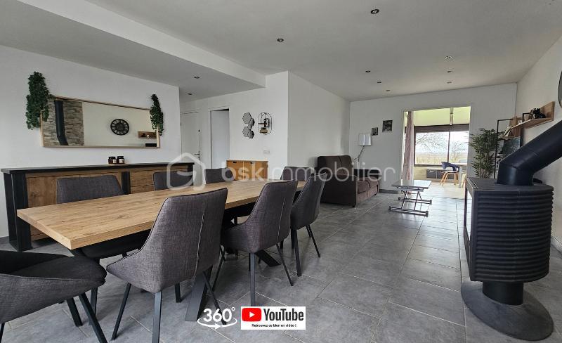 Maison traditionnelle - 101 m² - 4 pièces