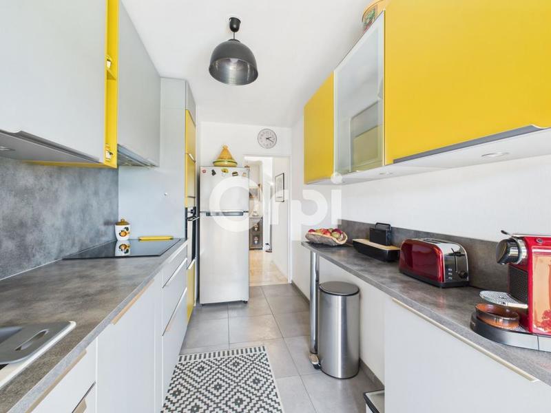 Appartement - 74 m² - 3 pièces