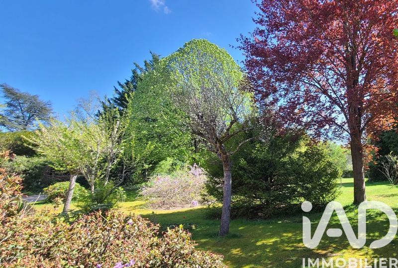 Maison - 122 m² - 8 pièces