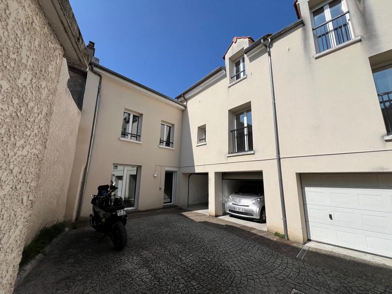 Maison - 133 m² - 6 pièces