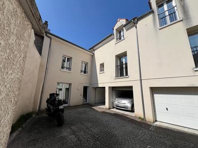 Maison - 133 m² - 6 pièces