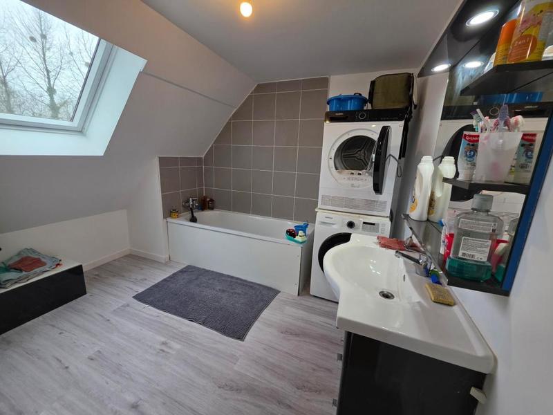 Maison - 103 m² - 5 pièces