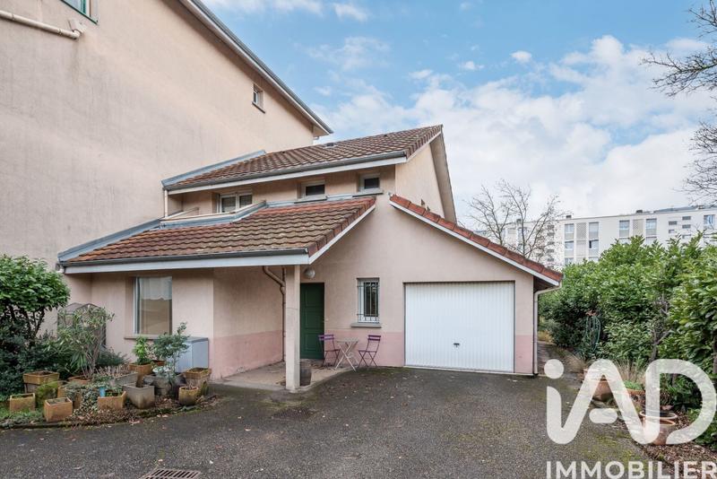 Duplex - 104 m² - 5 pièces