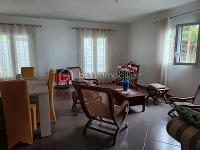 Maison - 118 m² - 4 pièces