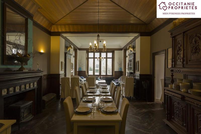 Château - 810 m² - 11 pièces