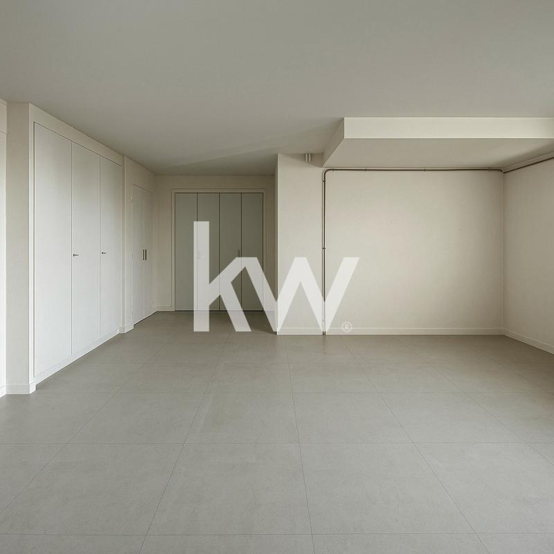 Loft - 105 m² - 4 pièces