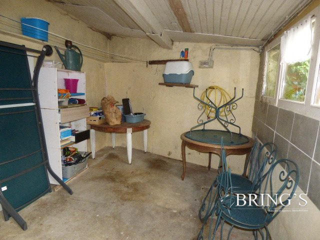 Maison - 222 m² - 8 pièces