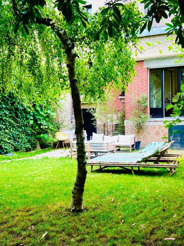 Demeure - 302 m² - 9 pièces