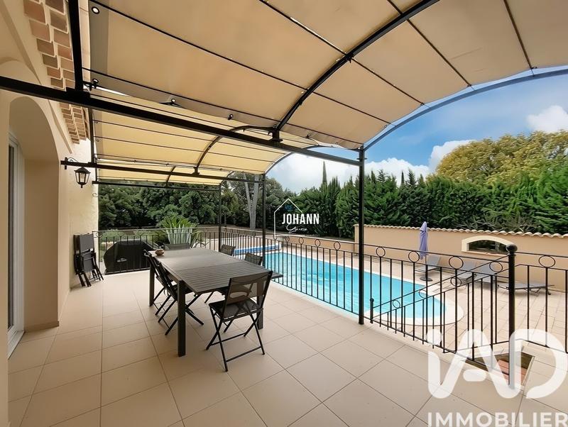 Maison - 315 m² - 10 pièces