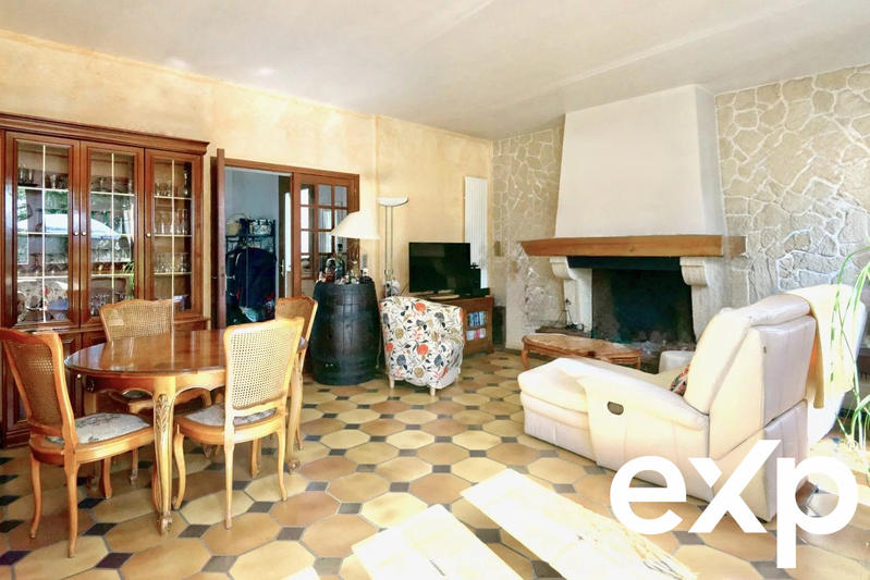 Maison - 151 m² - 6 pièces