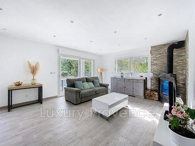 Appartement - 77 m² - 3 pièces