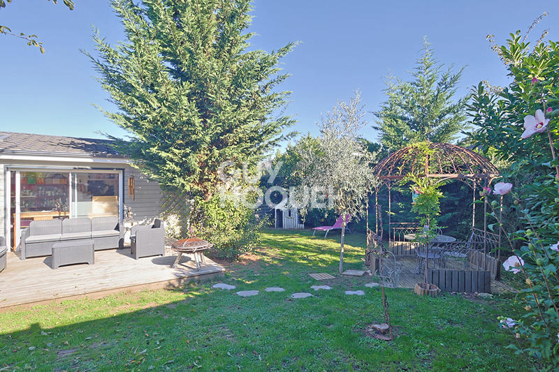 Maison - 163 m² - 7 pièces