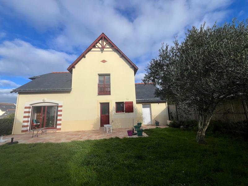 Maison - 120 m² - 5 pièces