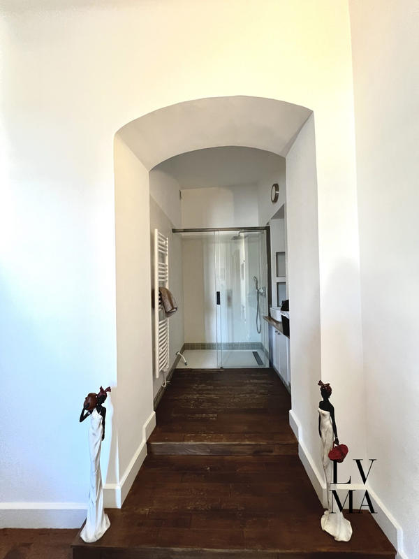 Appartement - 117 m² - 3 pièces