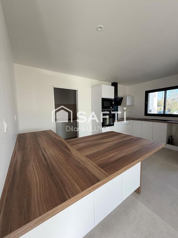 Maison - 127 m² - 7 pièces