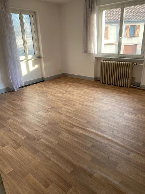 Immeuble - 130 m² - 7 pièces