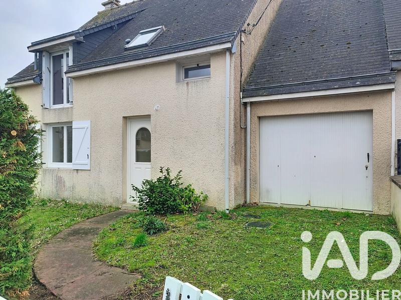 Maison - 93 m² - 5 pièces