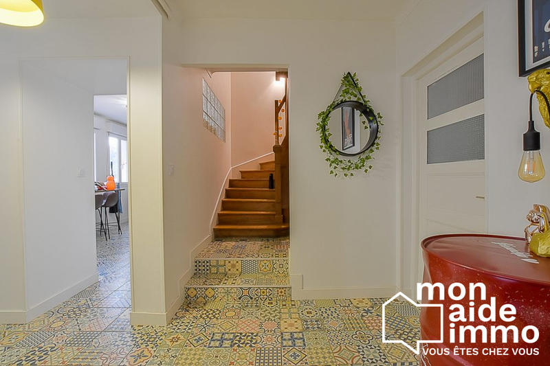 Maison - 183 m² - 6 pièces