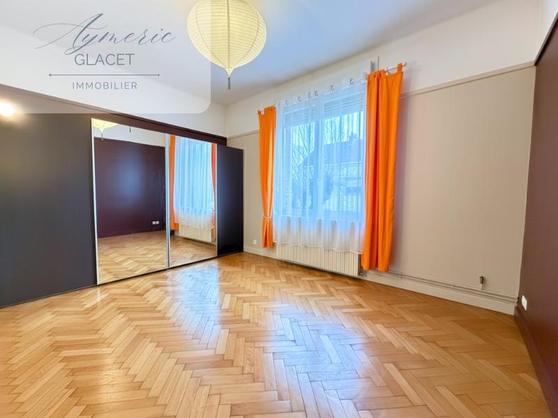 Maison - 158 m² - 7 pièces