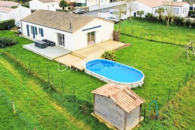 Maison traditionnelle - 115 m² - 5 pièces