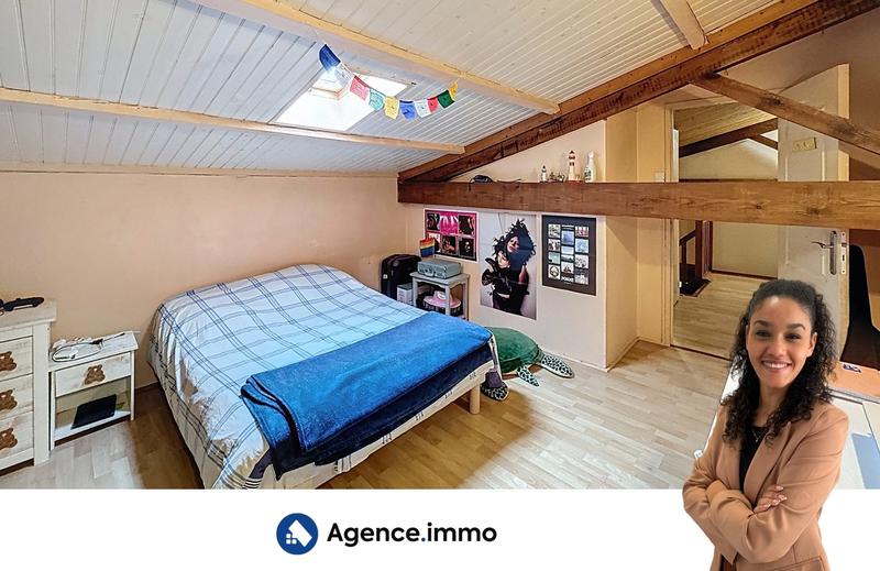 Maison - 217 m² - 8 pièces