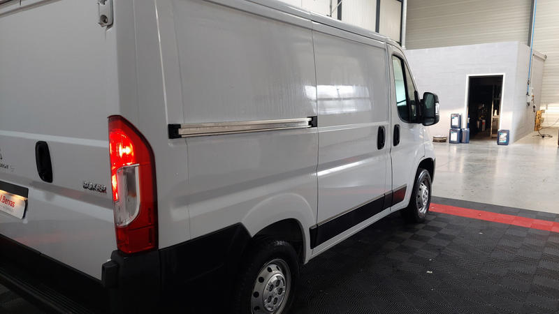 Peugeot Boxer BlueHDi s&amp;amp;S 120 Pro 330 L1h1