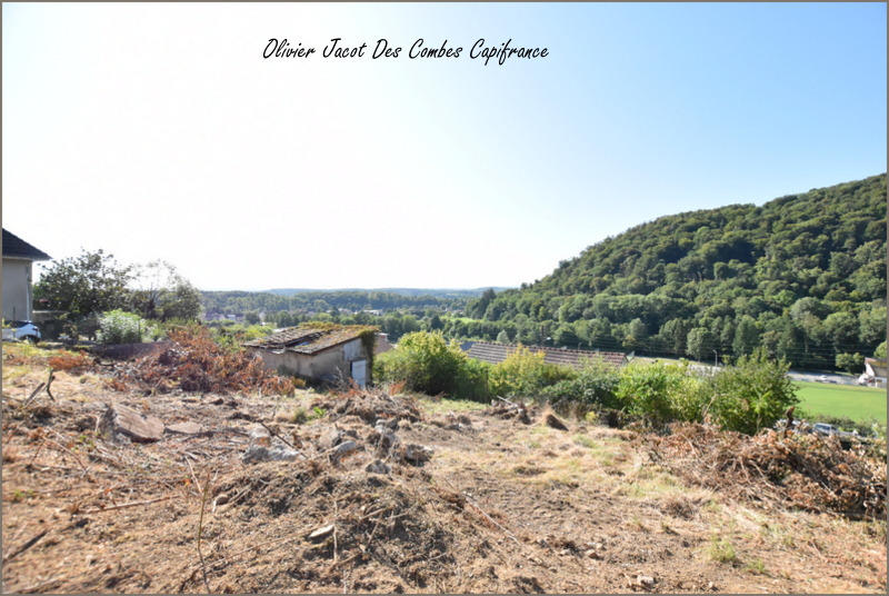 Terrain constructible - 740 m²