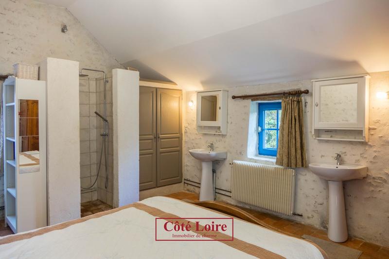 Maison ancienne - 265 m² - 7 pièces