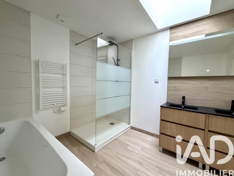 Maison - 146 m² - 8 pièces