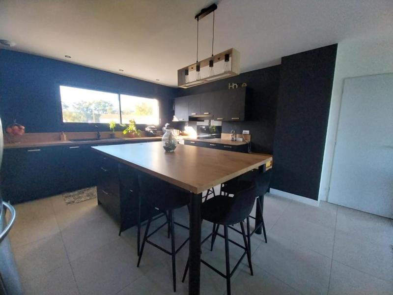 Maison - 153 m² - 6 pièces