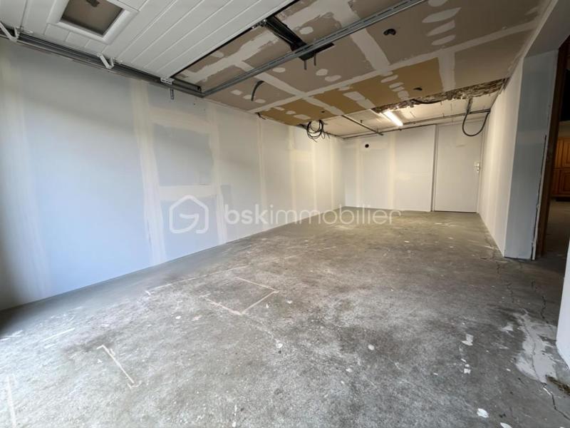 Maison - 161 m² - 8 pièces