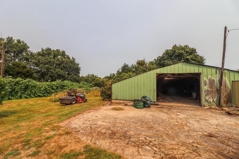 Maison - 226 m² - 7 pièces