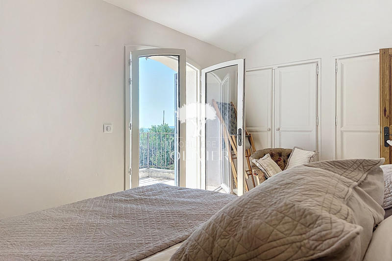 Propriété - 125 m² - 4 pièces