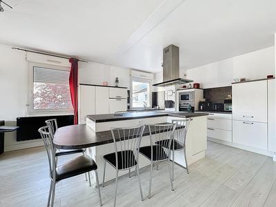 Appartement - 88 m² - 3 pièces