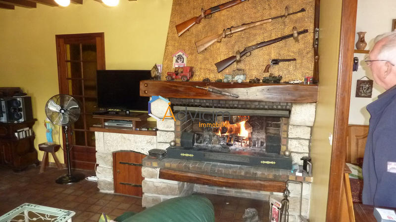 Maison - 210 m² - 6 pièces