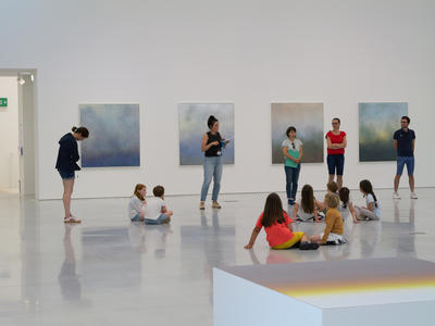 C koi l’art contemporain ? · une éclaircie à la verticale