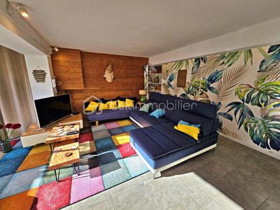 Maison traditionnelle - 202 m² - 7 pièces