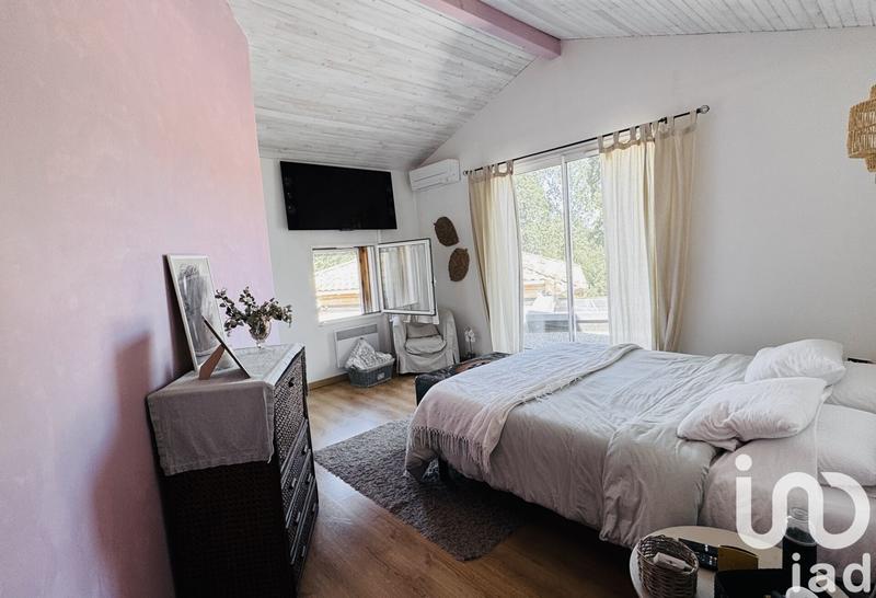 Maison - 260 m² - 9 pièces