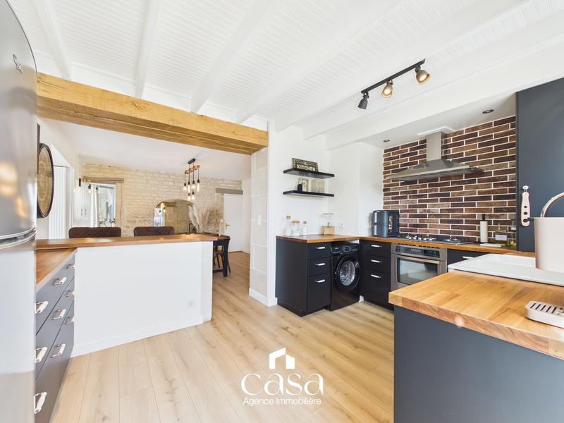 Maison - 122 m² - 6 pièces