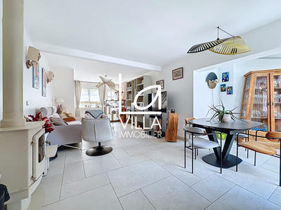 Maison - 102 m² - 4 pièces