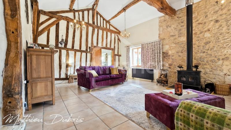 Maison - 167 m² - 8 pièces