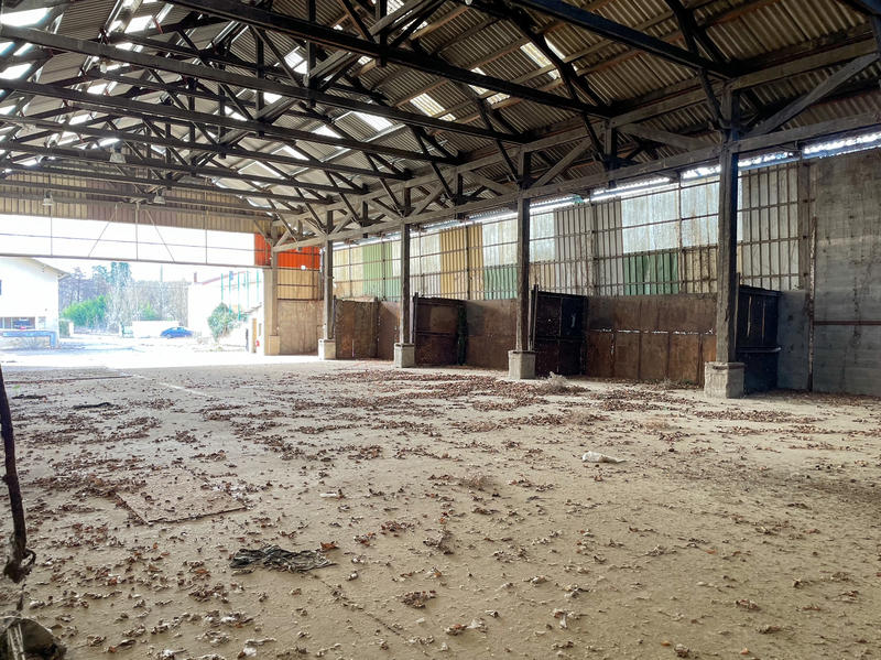 Local commercial - 850 m²