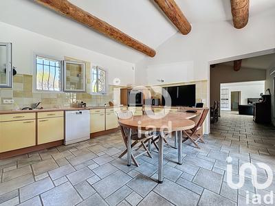 Maison - 203 m² - 7 pièces