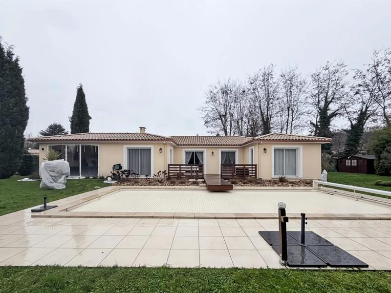 Maison - 123 m² - 6 pièces