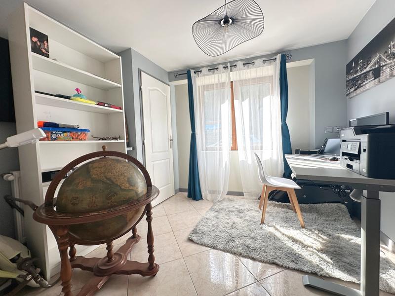 Maison - 190 m² - 10 pièces